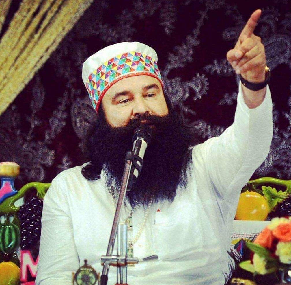 OfficialMSGfc's tweet photo. Saint Dr Gurmeet Ram Rahim Singh Ji Insan has initiated 138 Welfare Works which are practised on regular basis by his millions of followers. 

Let's join hands with this welfare caravan and start doing welfare Works. 

#ThankfulTuesday https://t.co/tQXhcVmXsP