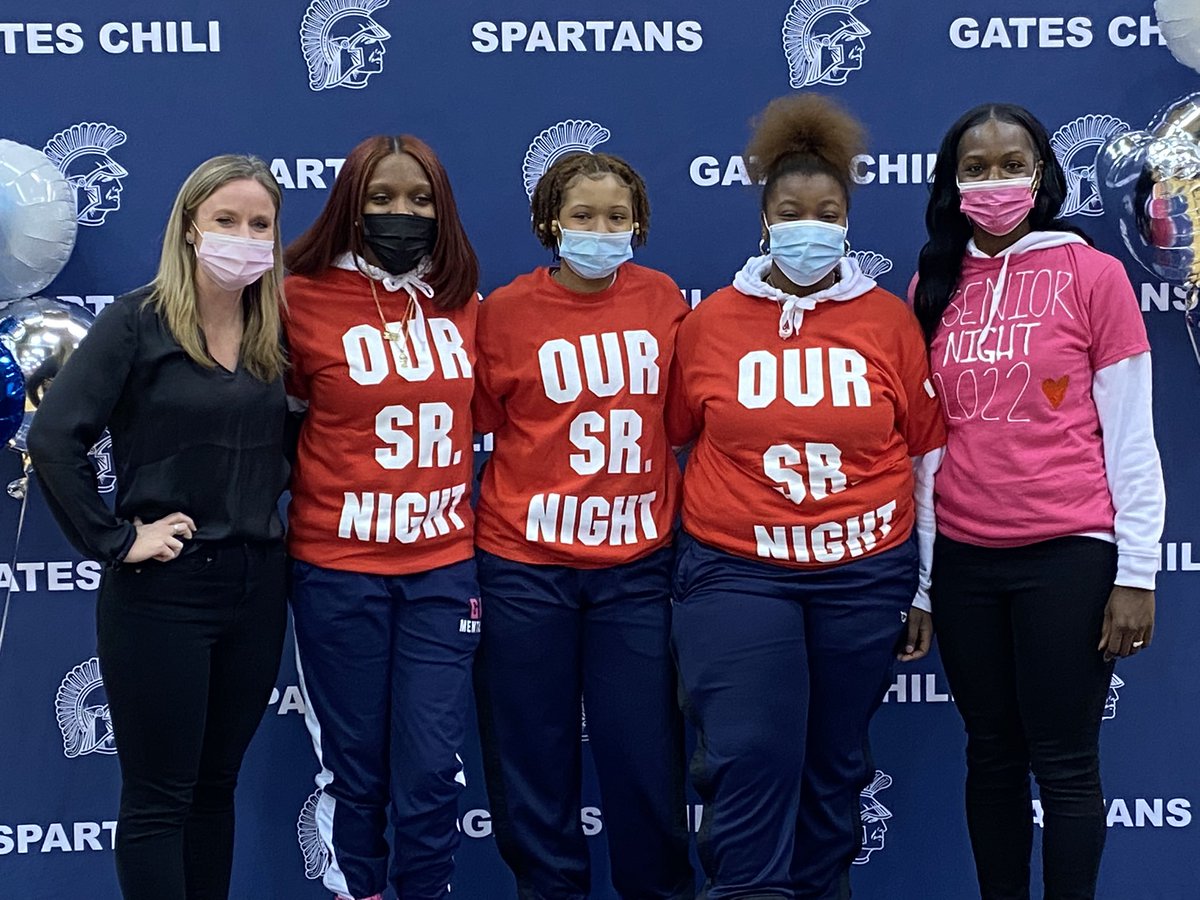 Shout out to our seniors: Paris, Anaiya and Terah. #GCPride. Thank you seniors for your leadership and commitments.