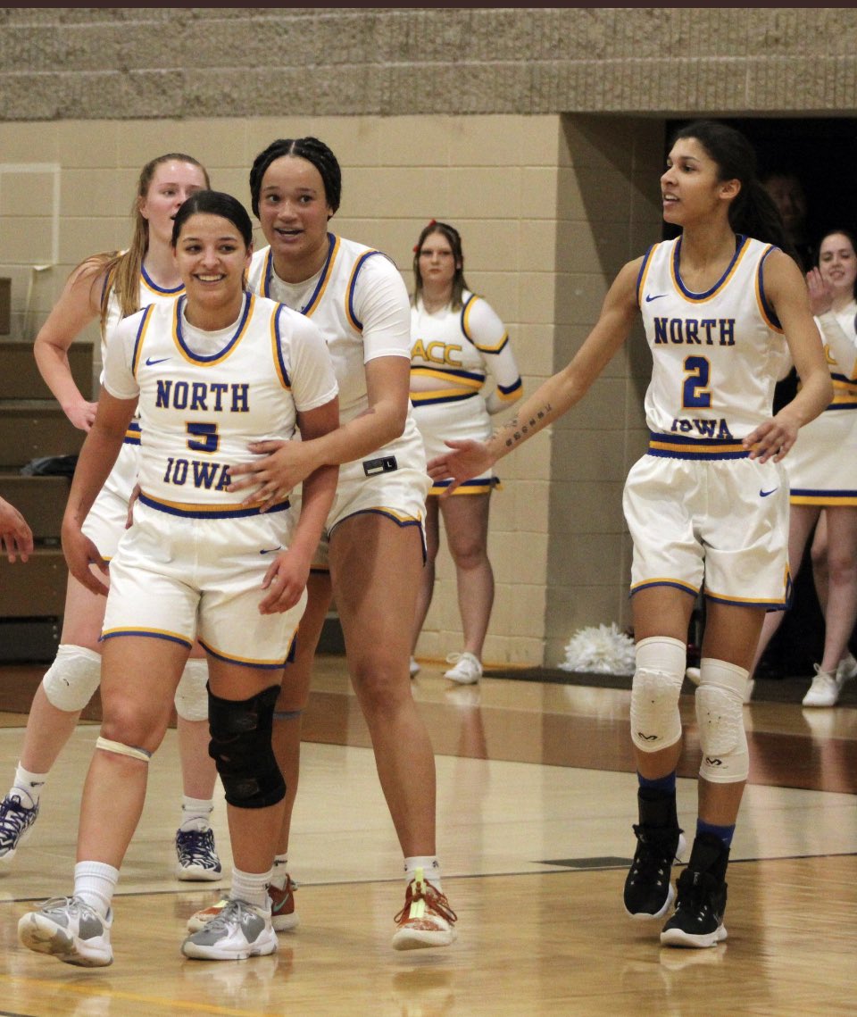 Down at halftime but came back to win.  6 wins in a row.  19 wins on the season.  We go for #20 Wednesday at Ellsworth.
I love these kids.