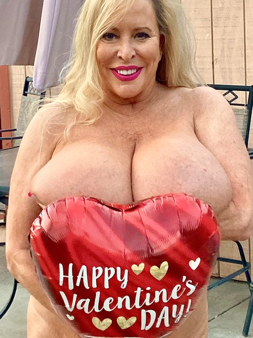 Just Posted to https://t.co/17hMkXIeQH    Happy Valentine&rsquo;s Day to everyone.  #EuropeDiChan https://t<a href="/tag/europedichan"class="tags"><span>#europedichan</span></a>