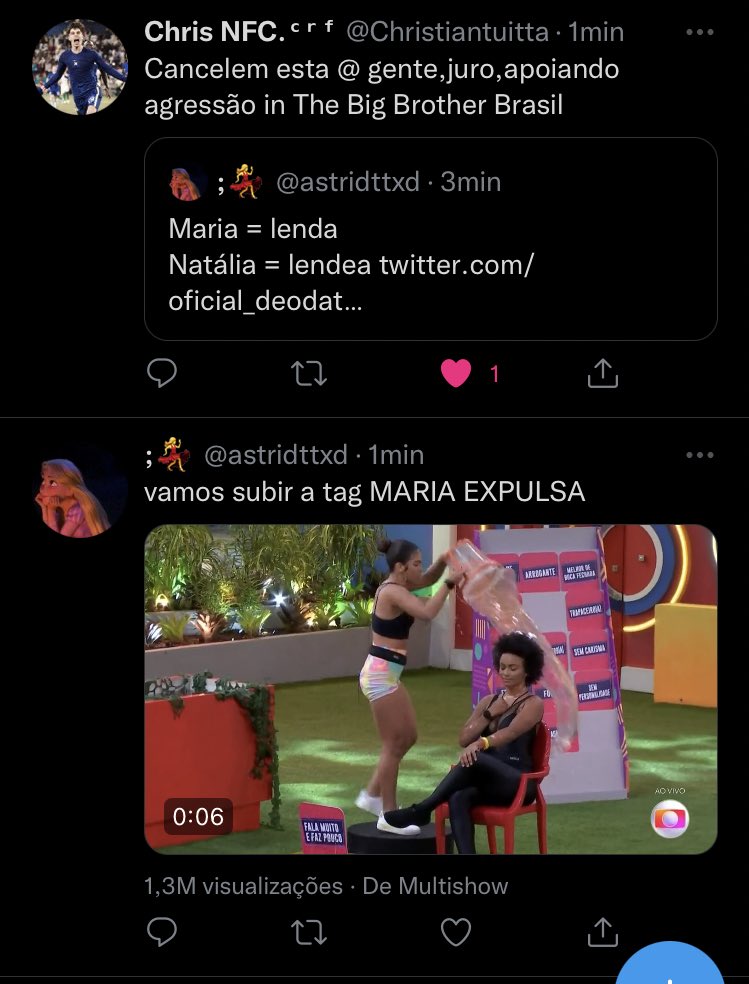 aninhaReJ's tweet photo. Não aguento kkkk @astridttxd https://t.co/WozJmvbh58