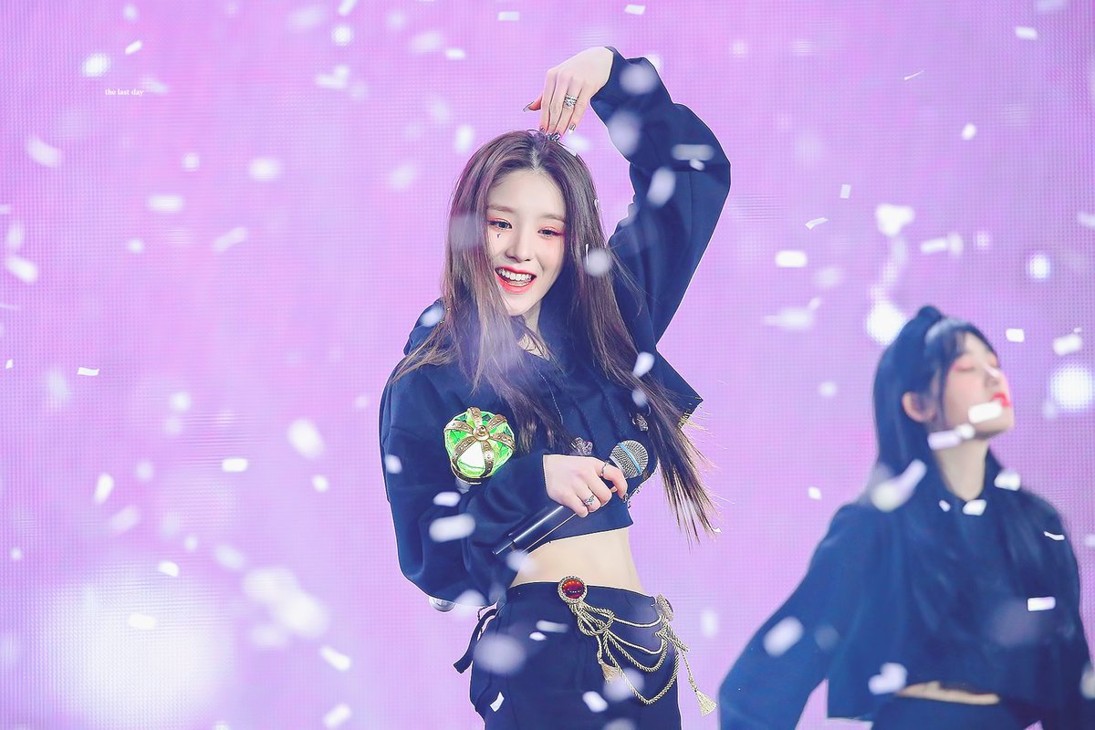 thelastdayhj's tweet photo. 220212 #이달의소녀 #LOONA #희진 #HeeJin https://t.co/j6BMvDeVTp