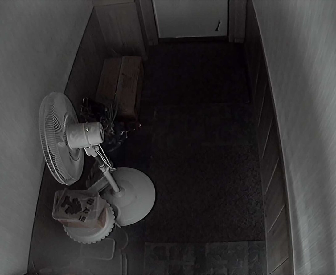 misheardstatic's tweet image. 