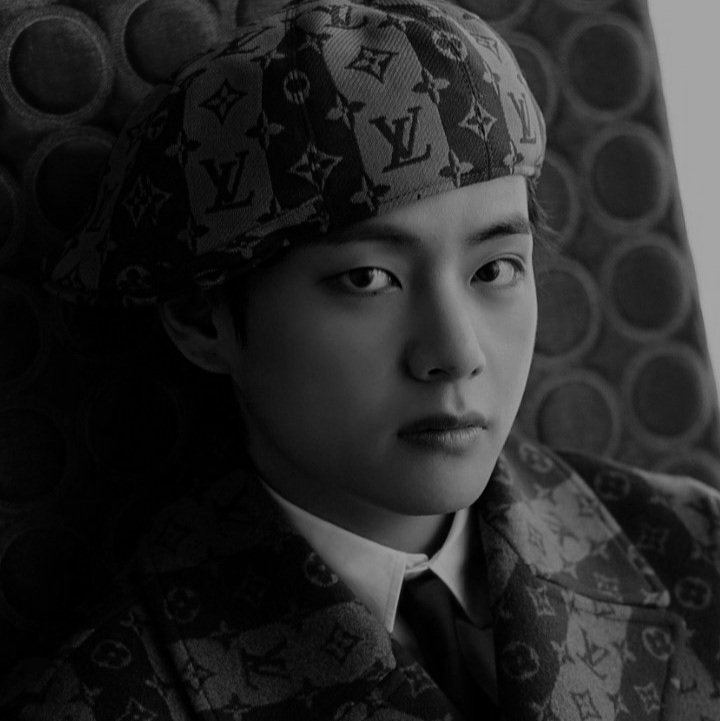 ghwstking's tweet photo. ⠀⠀­­⠀      
⠀⠀­­⠀            — 𝕴 𝓬𝓸𝓷𝓽𝓻𝓸𝓵 𝐭𝐡𝐞 𝐬𝐡𝐚𝐝𝐨𝐰𝐬. 𝕿𝐡𝐞𝐲 𝐝𝐨 𝓷𝓸𝓽 𝐜𝐨𝐧𝐭𝐫𝐨𝐥 𝐦𝐞. ៸៸ https://t.co/OdIxURlNqe