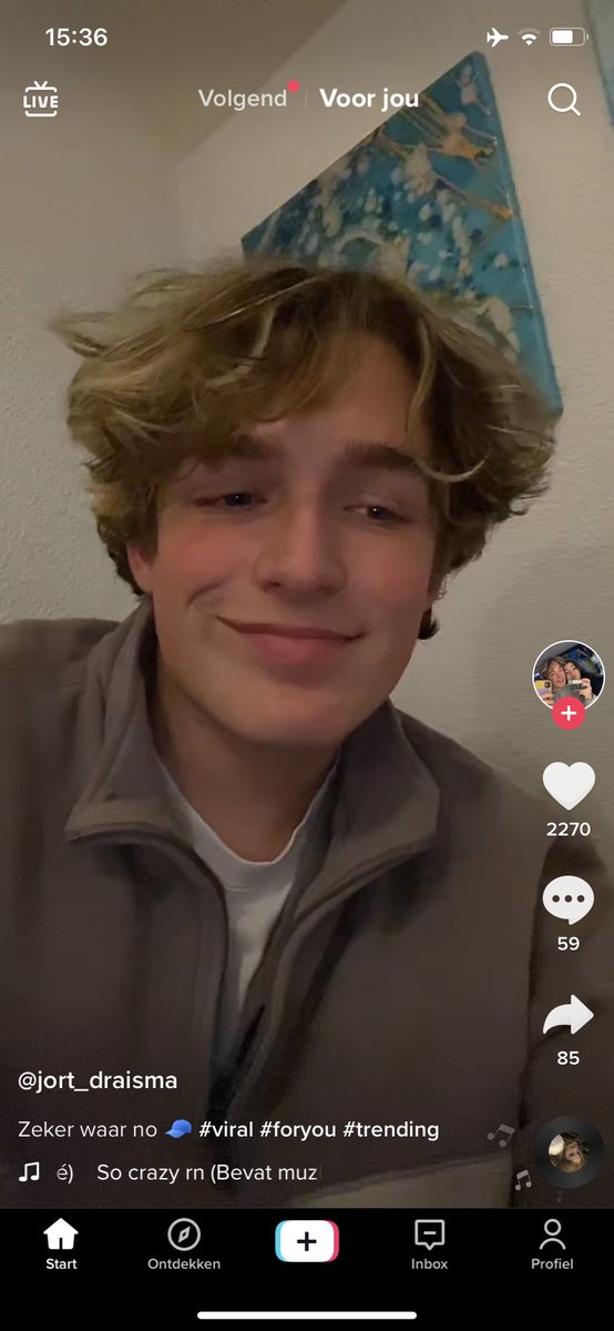 NeefsRobin's tweet photo. Okejj naar wat zou ik men haar veranderen?!? I neee help! https://t.co/FK2ailZs7F