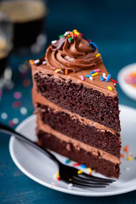 tomoon_cafe's tweet photo. order : a slice of chocolate cake
♡ to : @jennie_hiu
♡ from : Leedo
💌 : have a great day ❤️🖤 https://t.co/TjctwTt6ce
