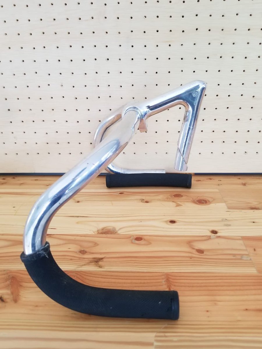 tbrthntr6669's tweet photo. #WTS

BARSET :
- STEM NITTO JAGUAR 100mm NJS
- TRACKBAR DURALIUM 380mm NJS

KONDISI : 9/10
LOKASI : CILACAP (JAWA TENGAH)
REKBER : TOPED
#fnfjb #fpjb #Fpjb #rbjb https://t.co/THosjLF5sU