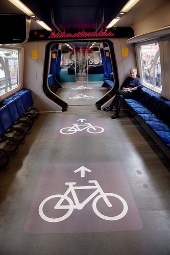 Together, #cycling and #publictransport COMPETE with cars on speed and convenience. We BEAT cars on price, sustainability and climate-impact. <a href="/EuCyclistsFed/">European Cyclists' Federation</a> <a href="/UITPnews/">UITP</a> blogs.worldbank.org/transport/bicy…