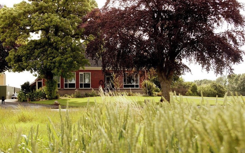 Extern salderen van #ammoniakrechten is nu ook in Gelderland mogelijk. Provincie Overijssel zet het extern salderen tijdelijk stop. Lees hier onder welke voorwaarden aan- en verkoop aan derden is toegestaan: bit.ly/3rN1Kka
#FarmConsult #stikstof #ammoniakrechten
