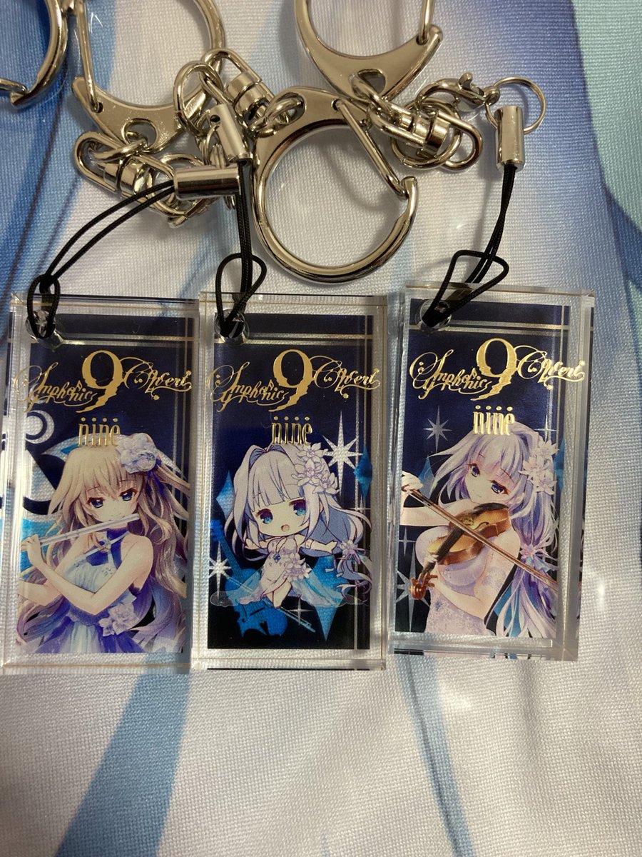 kuroma_jp's tweet photo. 今回のboothで全部揃って余りが出た!
欲しい人いれば余り分を売値のままで譲れるけど、需要はないかな?
ところで、中止になったアンコールで予定されてた追加物販はどこで買えるんですかね、、、
誰か教えて
#nine
#9ナイン
#9SC https://t.co/kXPrHVLsDt