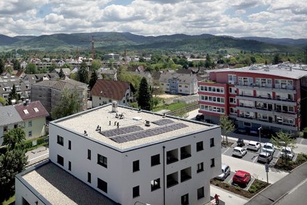Ortenau Klinikum Achern: Alle Stationen nehmen wieder Patienten auf - Auch Patientenbesuche auf der Inneren Station sind wieder möglich: ortenau-klinikum.de/aktuelles/mitt…