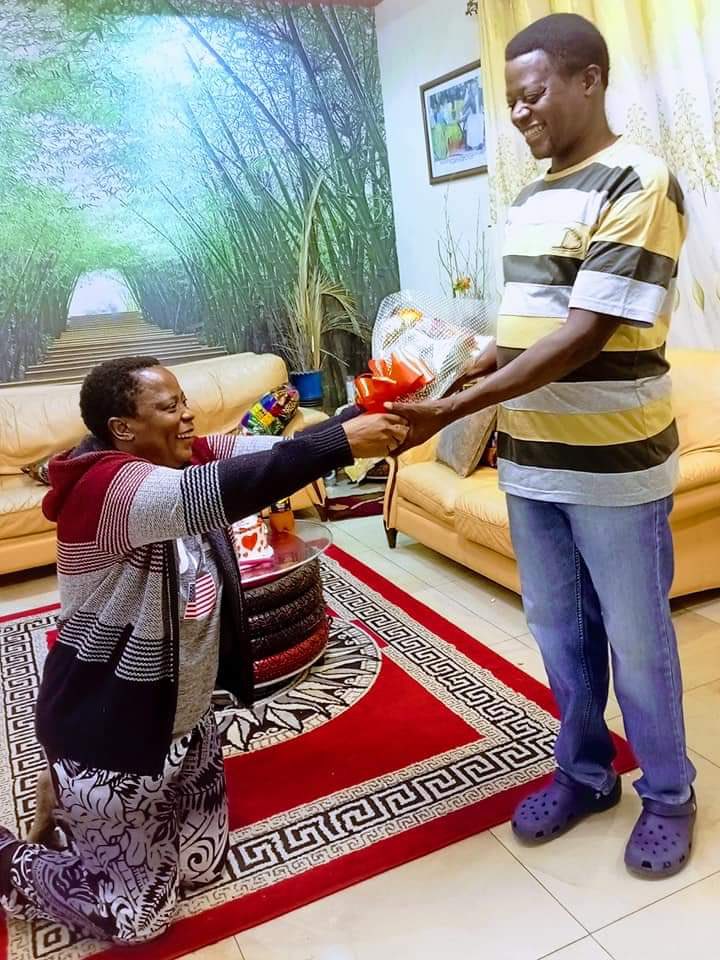 933kfm's tweet photo. Valentine’s Day photo dump🥰🥰 How did you deliver your Valentine’s Day gift to your loved one? 

Photo @Nambooze_B_B #KFMChat https://t.co/Oy8gEwnXZl
