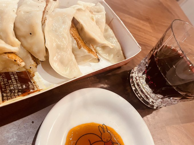 夕飯は1人餃子パーチー🥟 