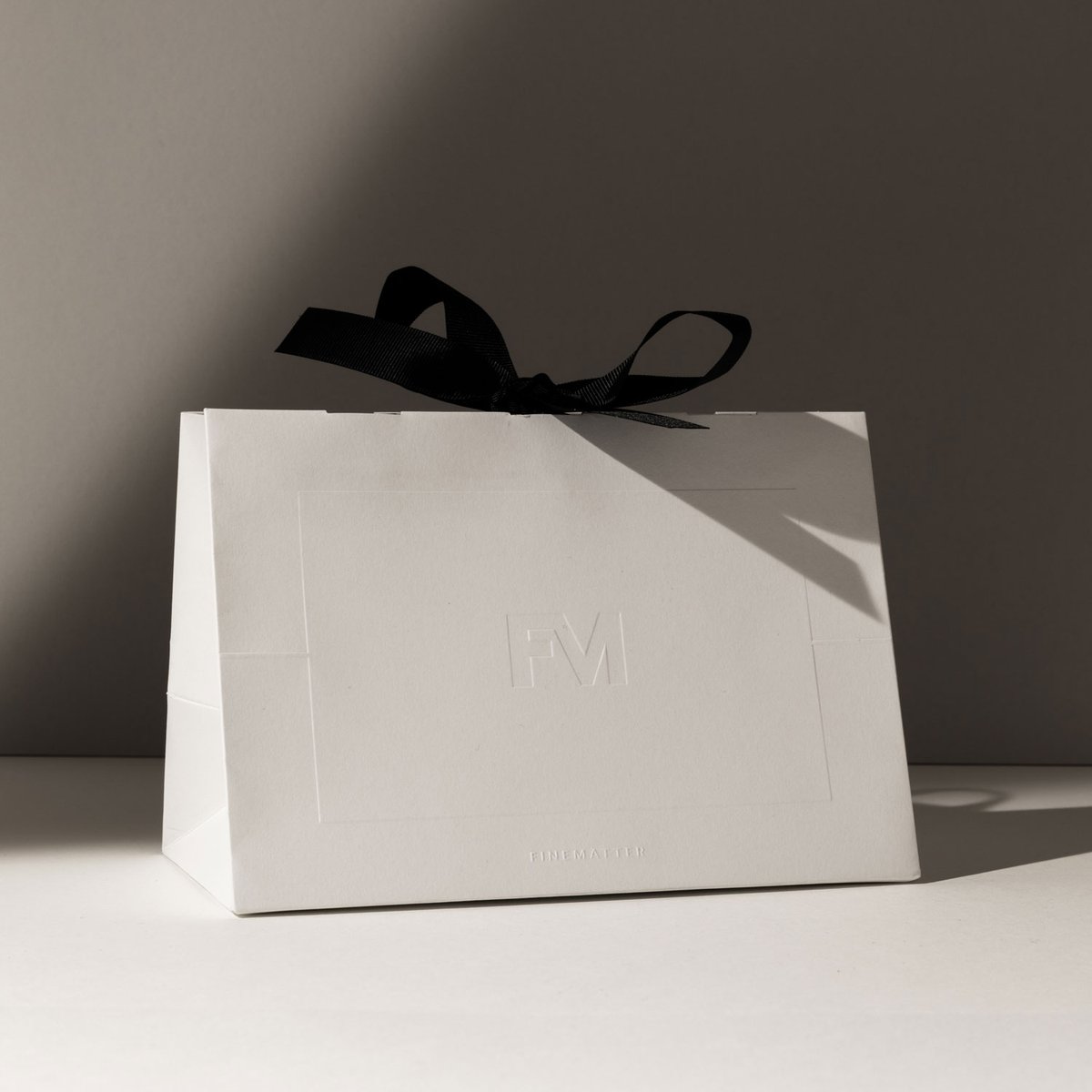 GF Smith (@gfsmithpapers) on Twitter photo Luxury carrier bags for <a href="/finematter/">FINEMATTER</a> constructed using Munken Design Polar Rough in 170gsm. Produced by <a href="/progresspkg/">Progress Packaging</a>, the bags feature a 3D emboss and have been fitted with black grosgrain handles and a satin ribbon closure.
Find out more here > bddy.me/3LzzgCx Luxury carrier bags for <a href="/finematter/">FINEMATTER</a> constructed using Munken Design Polar Rough in 170gsm. Produced by <a href="/progresspkg/">Progress Packaging</a>, the bags feature a 3D emboss and have been fitted with black grosgrain handles and a satin ribbon closure.
Find out more here > bddy.me/3LzzgCx