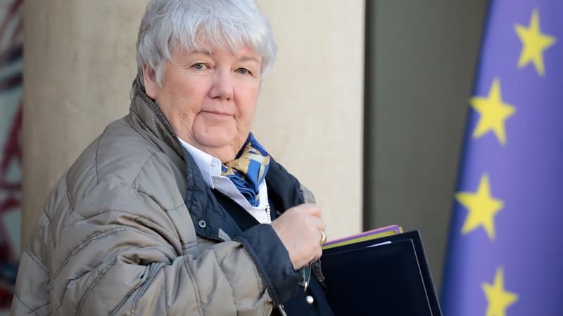 BFMTV's tweet image. 🔴 ALERTE INFO
Emmanuel Macron propose de nommer la ministre Jacqueline Gourault au Conseil constitutionnel bfmtv.com/politique/gouv…