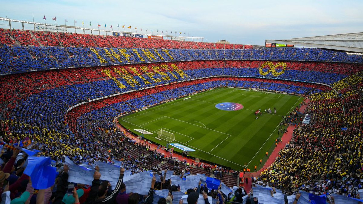 Скоро стадион. Стадион Камп ноу в Барселоне. Камп ноу стадион вместимость. Стадион Барселоны вместимость. Camp nou Barcelona.