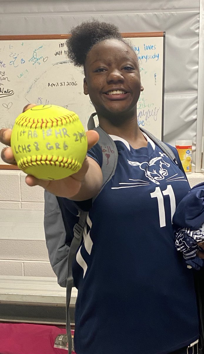 LCHS_MustangSB's tweet photo. So very proud on a lot of levels  of JV/V tonight against George Ranch. One for the scrapbook. And of course 1st high school AB 1st  high school HR…congrats Aubree Jones! #sosoproud #prepwork #allinblue https://t.co/G8nurb8xVu