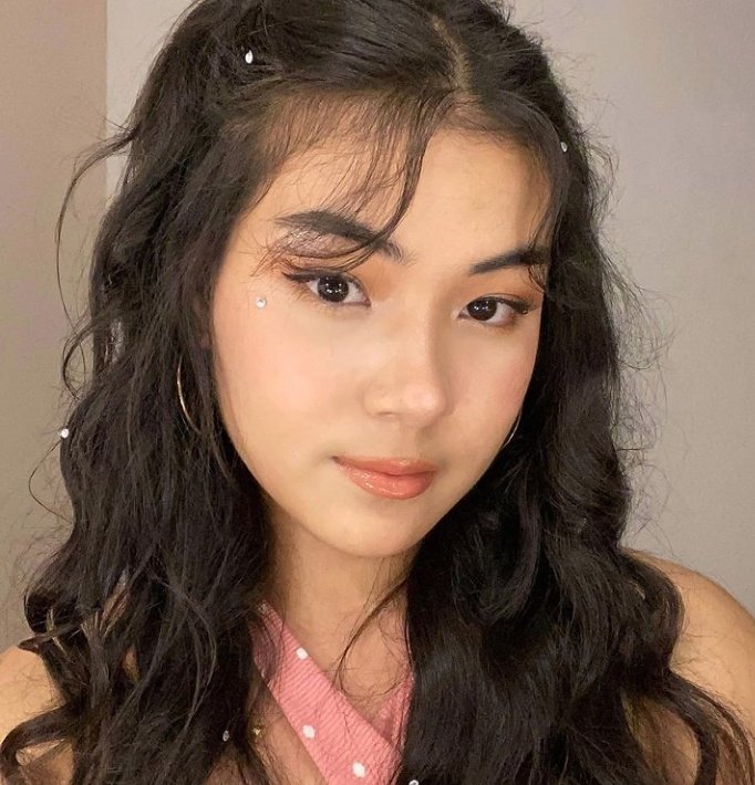 TaurusScorpio63's tweet photo. Seems weird but I find these two girls, Alexa and Seham as Kisses pbb descendants.🤗 Though they may have different personalities, yet they all possess these innate sweetness and kindness. 🥰

#KissesDelavin https://t.co/uqwPp054IU