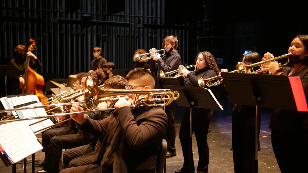 PCTIBands's tweet image. Last Friday, the PCTVS Jazz Band performed at Rowan University’s 51st annual Jazz Band
Festival. Band members were thrilled to play again. Friday marked the Jazz Band’s first
performance since March 2020.
@RowanMusicDept
@PCTI1
#RowanUniversity
#PCTVS
#JazzBand
