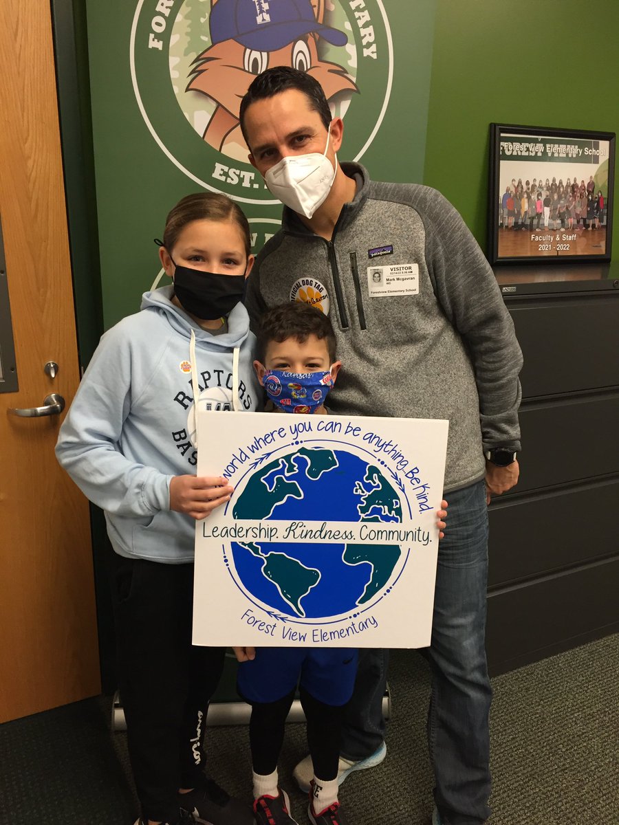 ForestViewFoxes's tweet photo. It was a Marvelous Monday with a Marvelous Watch DOG! Thank you so much for spending your day with us! https://t.co/RljCtU4U2f