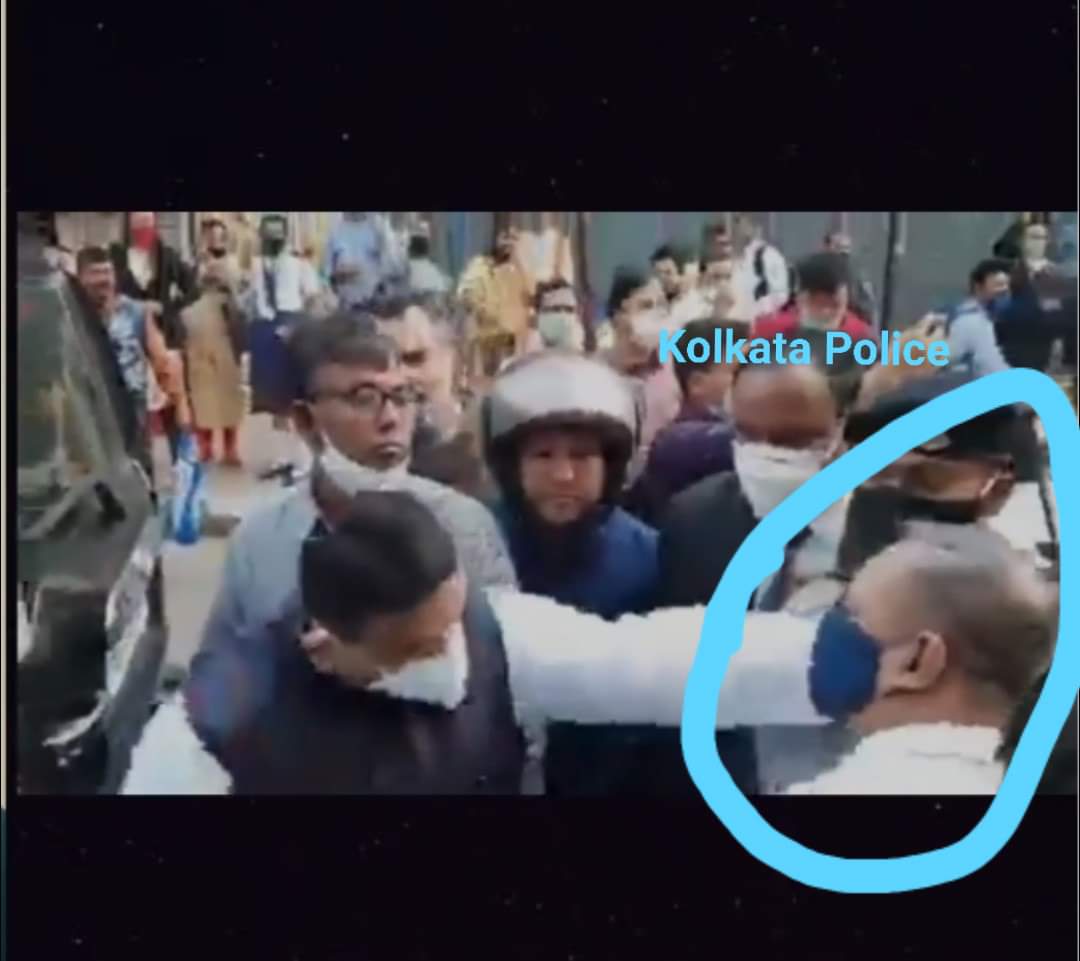 একজন কর্তব্যরত পুলিশকর্মীকে ধাক্কা মারা যায় কি? তাহলে কি করে পুলিশকে ধাক্কা মারা সত্ত্বেও <a href="/SuvenduWB/">Suvendu Adhikari</a> অধরা? ভবানীপুর থানার যে অফিসার কে শুভেন্দু ধাক্কা মেরেছে, তাঁর সম্মান, আমাদের সকলের সম্মান!
<a href="/MamataOfficial/">Mamata Banerjee</a> <a href="/abhishekaitc/">Abhishek Banerjee</a> <a href="/KolkataPolice/">Kolkata Police</a> <a href="/CPKolkata/">CP Kolkata</a> <a href="/KPDetectiveDept/">Jt CP Crime, Kolkata</a>  <a href="/KPSouthDiv/">DCP South Kolkata</a>