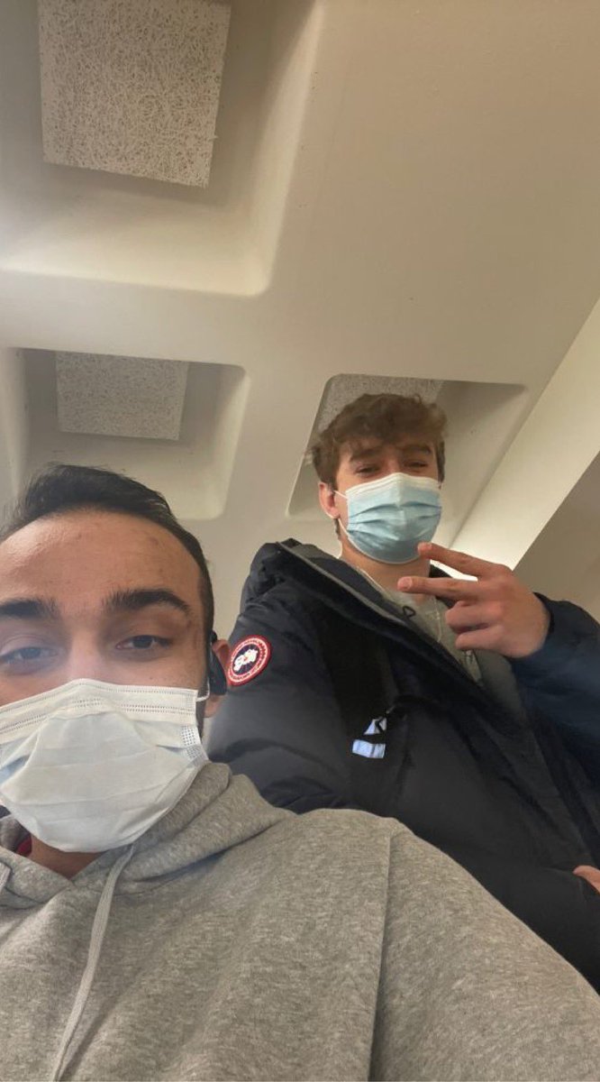 EZEastmans tweet media