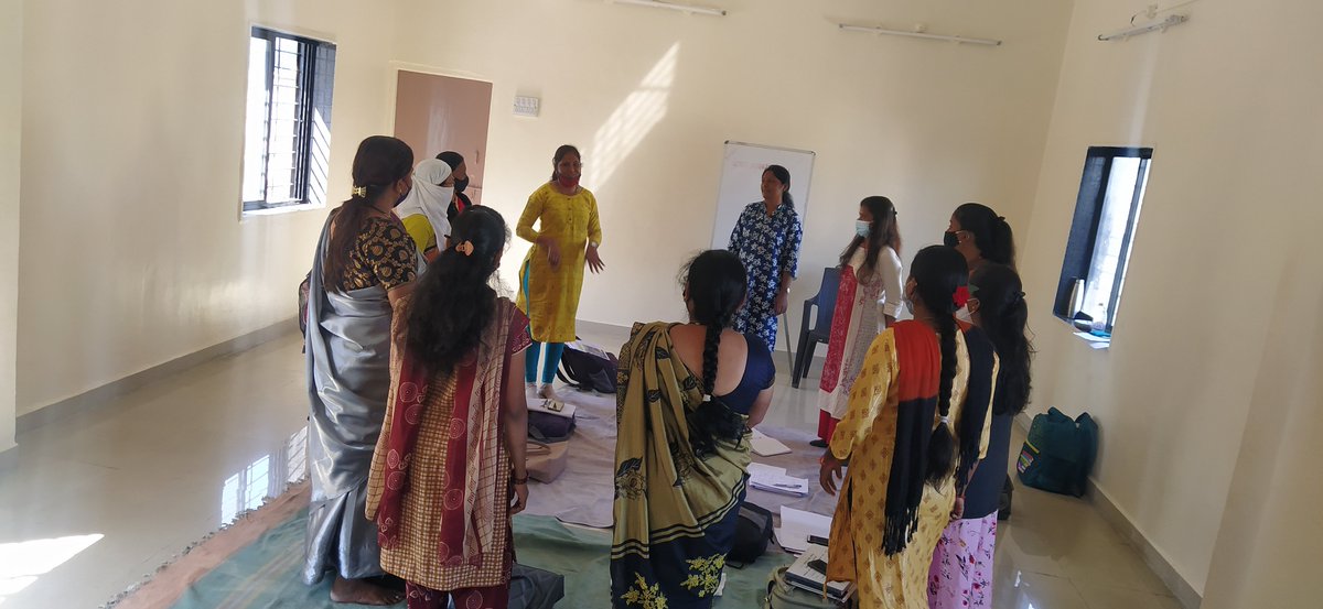 ngoIHMP's tweet photo. The role of ASHAs and Mahila Aarogya Samiti (MAS) members in the communities are strengthened by our In-Service Meeting with ASHA volunteers. These processes make a huge impact in the lives of married and pregnant adolescent girls!
Visit us at https://t.co/sbFK3JGVpH
#ihmp #agrt https://t.co/bUYqB3cxdW