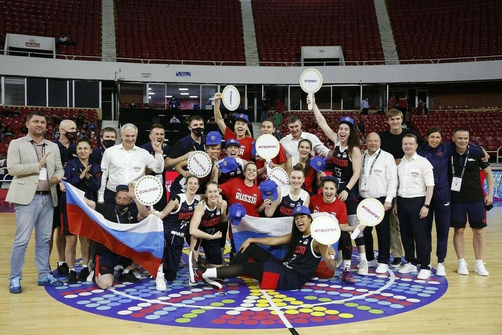 FedombalRD's tweet photo. Felicidades @russiabasket por su clasificación a la 🏆Copa del Mundo de Baloncesto Femenino FIBA 2022. @fibawwc 

¡Que tengan un buen viaje a Sidney!✈️🇦🇺

#vamosdom🏀🇩🇴 #FIBAWWC https://t.co/4LzVOErEdy https://t.co/rwoBGvbL0o