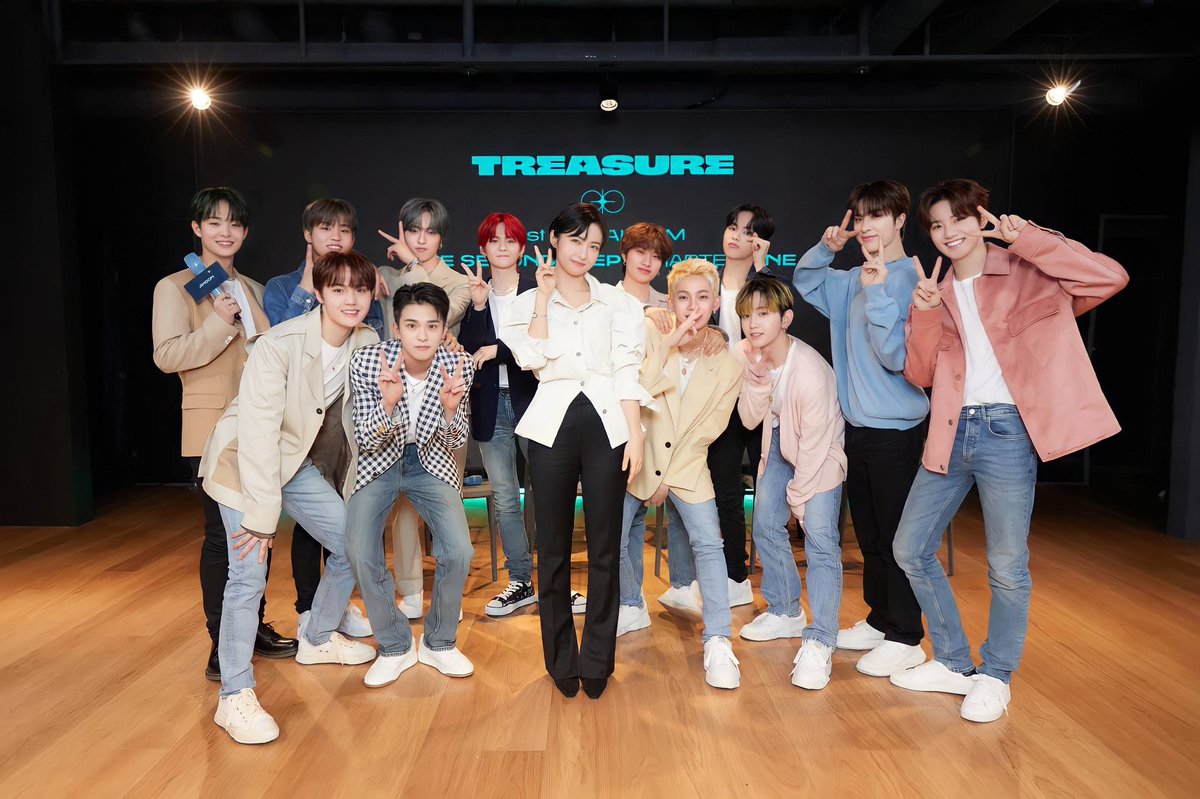 yoshiholics's tweet photo. 📷 | 220215

Treasure press conference with reporter Joo Hyun-young after a long time, I think it was really fun and comfortable!
 Please look forward to our6 o'clock release as well 😊🏎💨🔥
 #TREASURE  #트레저 

@treasuremembers https://t.co/fiTsTFRxgM