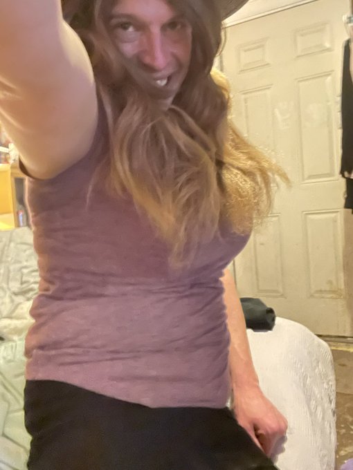 What a great day to dress up what do you think???? https://t.co/EFD7LuwZ0O