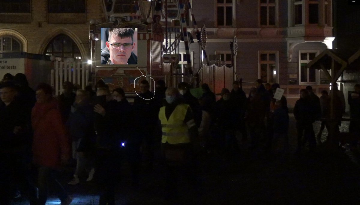 An den Protesten gegen die Corona Schutzmaßnahmen in Stralsund beteiligte sich gestern auch die NPD. Der Kreisvorsitzende Dirk Arendt war in Stralsund auch schon Mitglied der Bürgerschaft.