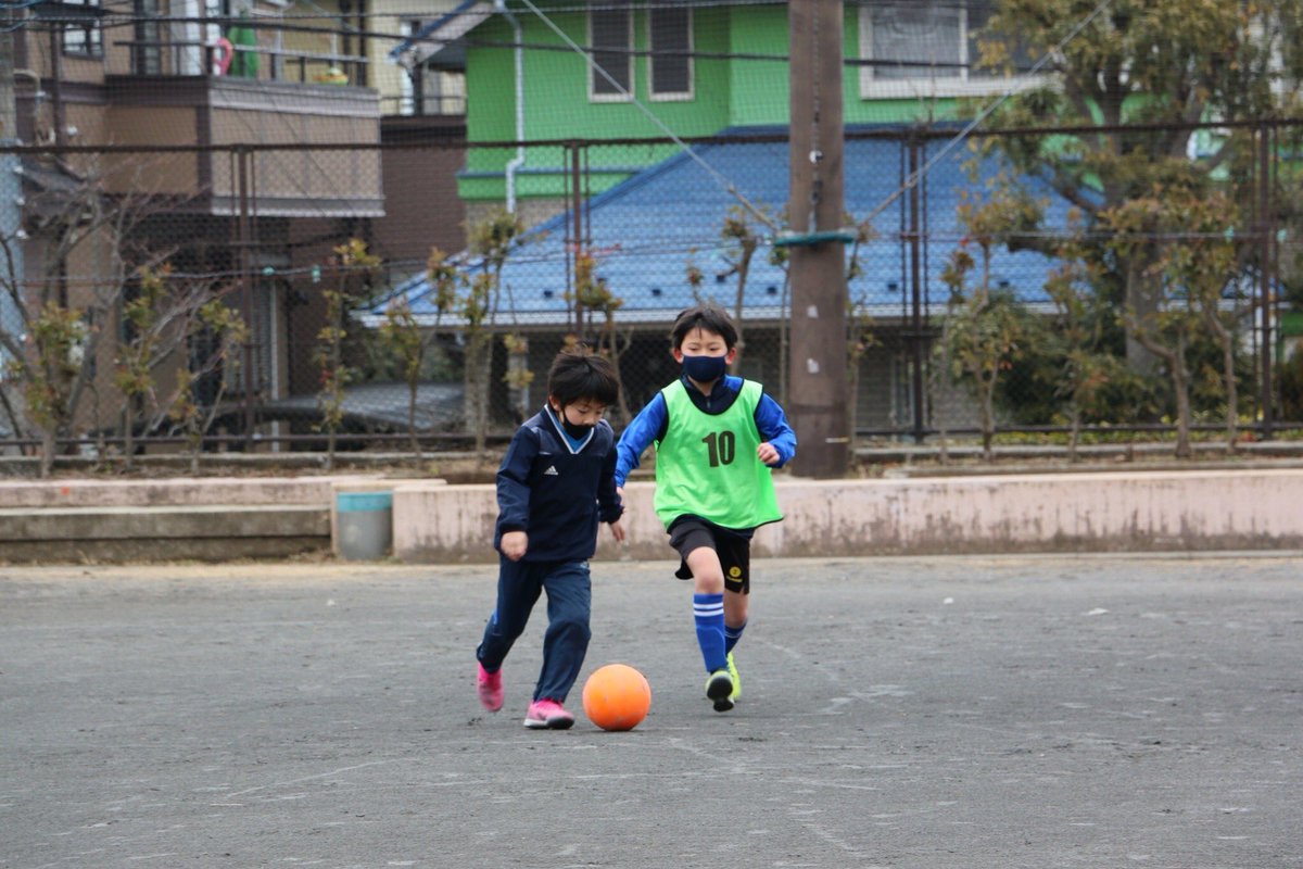 FC_Soleil's tweet photo. 横浜市泉区で一緒にサッカーしませんか？⚽️人数も少ないので初心者も大歓迎です✨是非一度、無料体験来てください‼️
#横浜市泉区 #小学生 #サッカーチーム⚽️ #メンバー大募集中 #無料体験 https://t.co/3NhwaHxY0I