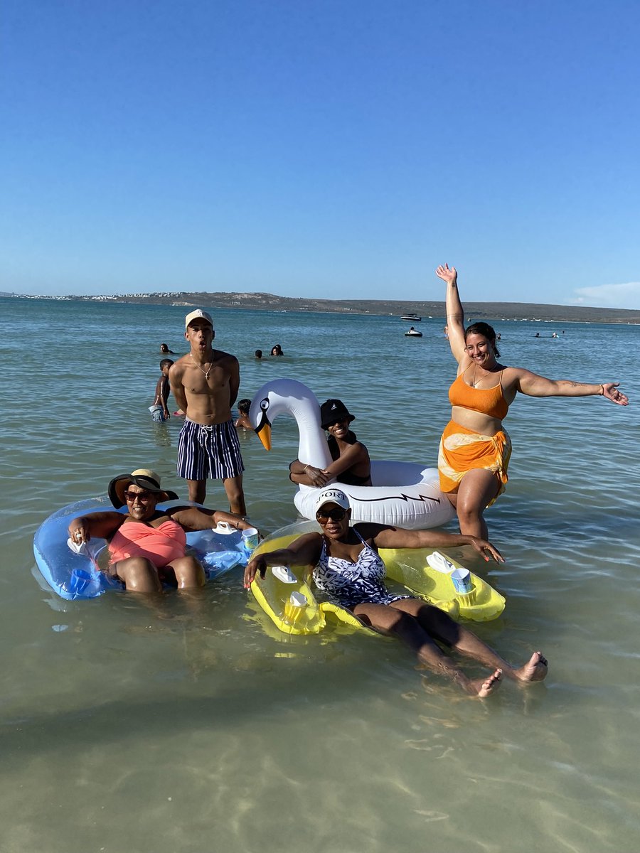 JoyLange's tweet photo. @ShotLeft #HeartFMShotLeft In my “Kasi” we don’t say “I Love You”, we say swim with me in #Kraalbaai https://t.co/pvhTLZYJlA