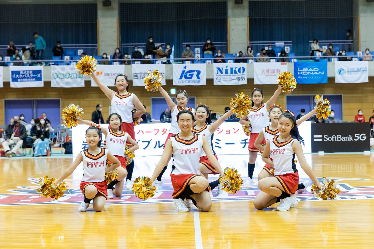 iwatebigbulls's tweet photo. 【ゲーム情報】岐阜戦　ハーフタイム出演ご紹介
https://t.co/3MYQ8qOex5

#bigbulls #biwate #岩手ビッグブルズ #ハーフタイム #Zealバトントワラーズ #岩手ビッグブルズアカデミーチアコース #KIDSDAY https://t.co/zBldWqJL7c