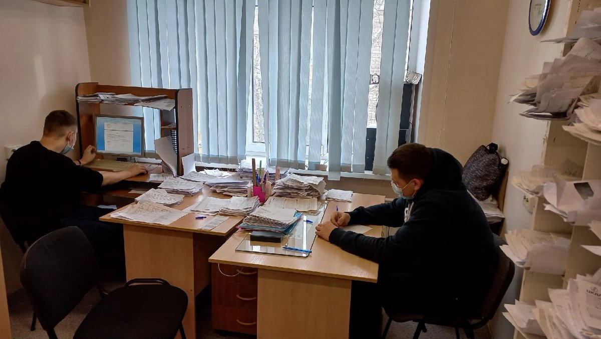 TUmoinSO's tweet image. Ежедневно студенты индустриально-педагогического колледжа #Тольятти помогают сотрудникам поликлиники N2. В этот сложный период для врачей они заполняют карточки, вносят информацию в электронную картотеку, ведут компьютерный учёт заболевших и выздоровивших.
Благодарим за помощь!