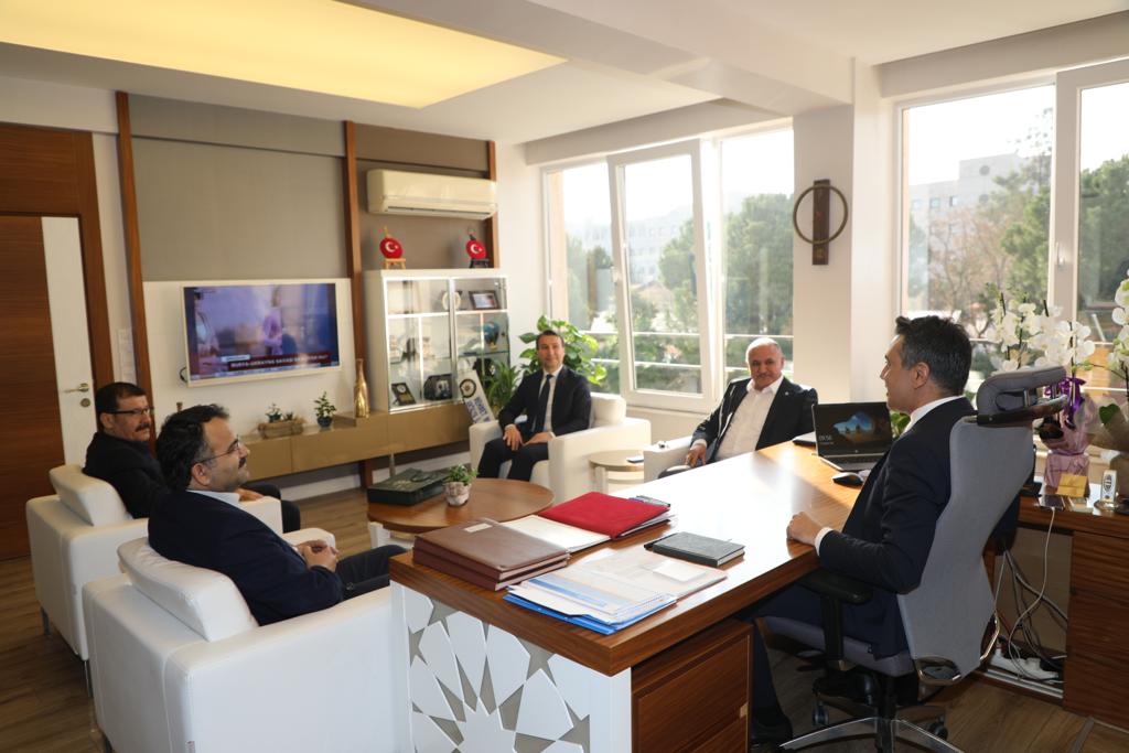 Antalya İl Milli Eğitim Müdürlüğüne atanan Sayın <a href="/emre_caliskan/">Emre Çalışkan</a> ı ziyaret ettik. Değerli müdürümüze yeni görevinde muvaffakiyetler dileriz. <a href="/EbsAntalya1/">EBS Antalya</a>