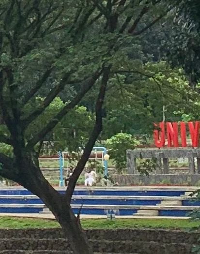 mbak iki awakmu tah karo mase, ternyata kita se lokasi kemarin jumat. kalian pake motor r15 betul?