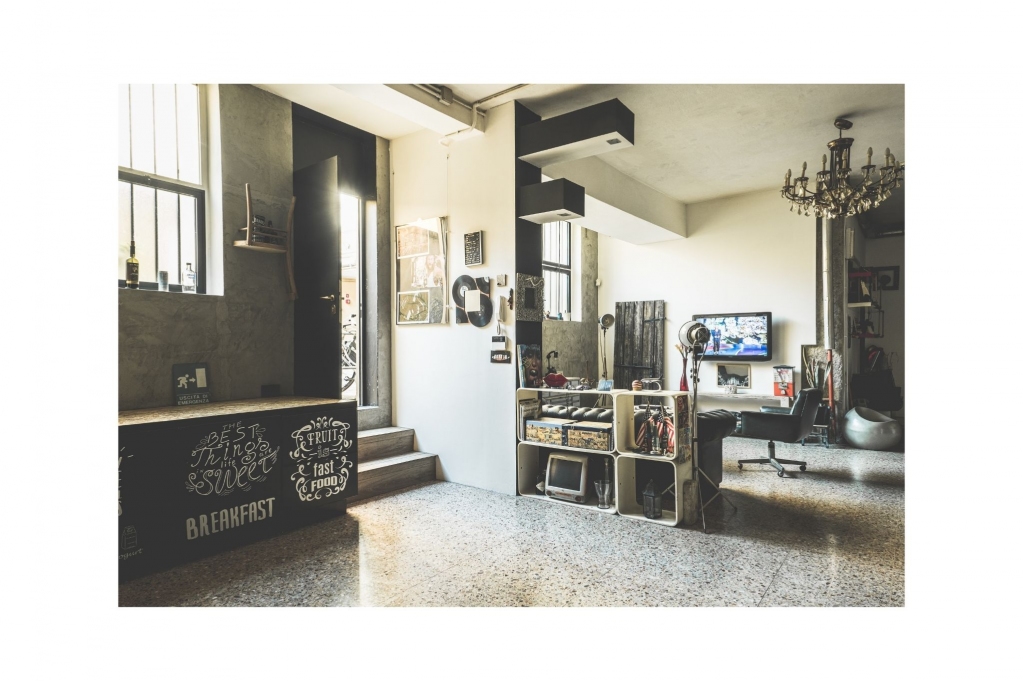 OneWayStudioMi's tweet photo. Hai bisogno di una location per i tuoi scatti? Prenota ora da One Way Studio!
#studiofotografico #noleggio #locationmilano #salaposamilano #studiofotograficomilano #limbofotografico
 https://t.co/3akrvpOfUj https://t.co/8mxKxkc3fq