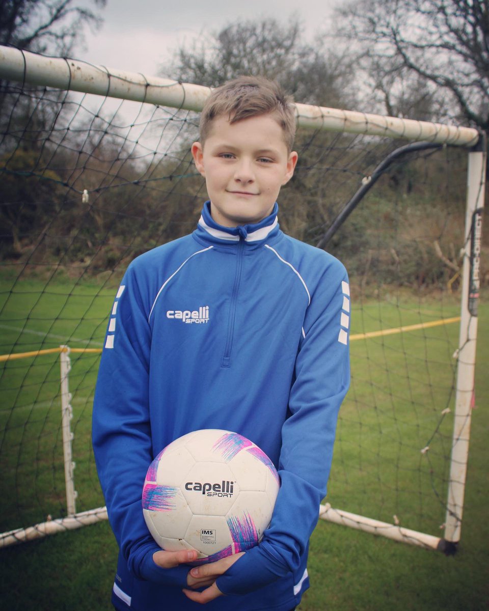 Leanne_Howarth's tweet photo. Hard work beats talent when talent doesn’t work hard 🙌🏻

Tom X Capelli Sport Collaboration
▪️▪️▪️▪️ @capellisport  

#capellisport #capellisportpartner #teamcapellisport #capelli #sport #soccer #football #fitness #collaboration #sports #hardwork #talent #collab https://t.co/PgF8lcwmCr