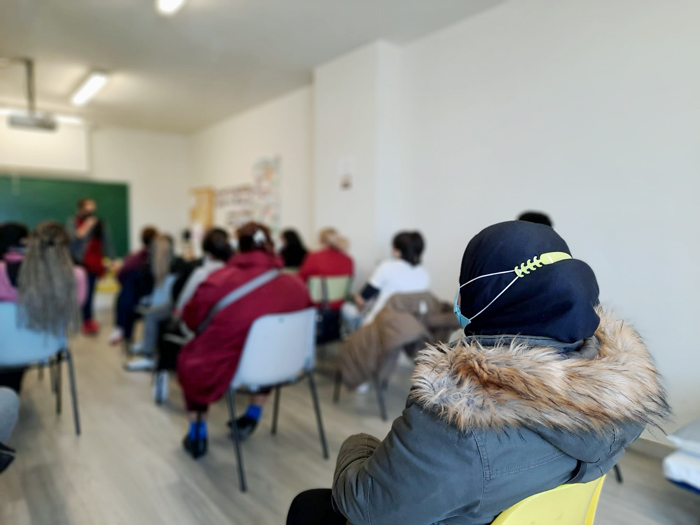 integramenet's tweet photo. 🙌🤝💪✍️L’itinerari formatiu del servei d’ocupació inclou dues càpsules per treballar les competències transversals dels usuaris i usuàries del Servei d’Ocupació, es treballen en sessions de grup molt dinàmiques i participatives com la d’aquest matí.  https://t.co/CMKbtBFRUq https://t.co/HpRdRNJipK