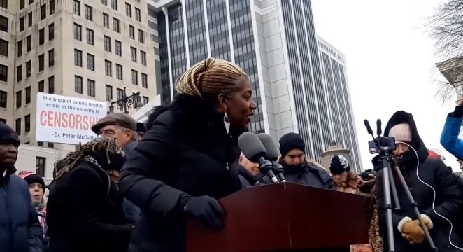 NiquyaC's tweet photo. @KimIversenShow Hi @KimIversenShow! Have you seen this speech by Tricia Lindsay? Powerful! https://t.co/4V83M9M7q9 https://t.co/CiMTSkJxMk