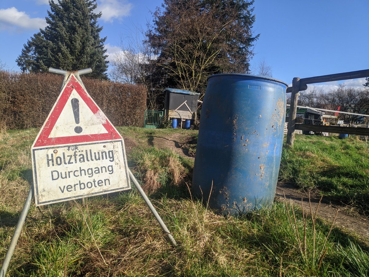 hambicamp's tweet photo. Frühlingswetter im Hambicamp 2.0
#AlleDörferBleiben #AltMorschenichLebt
#noRWE https://t.co/b6g1l00Z6d