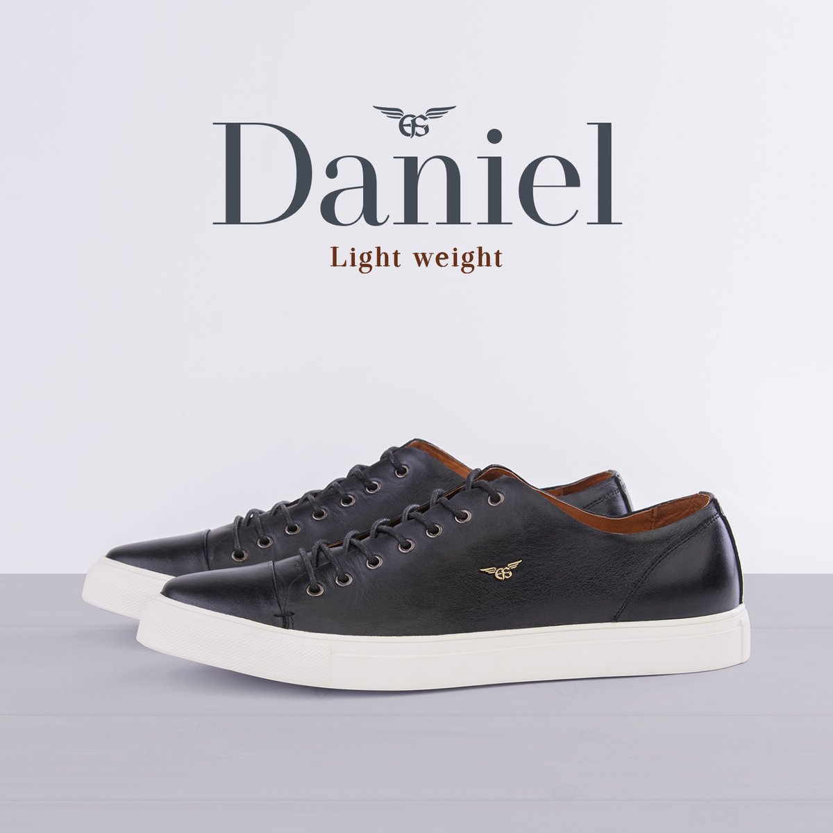 EFS_Apparel's tweet photo. Our classic and elegant Daniel leather shoes are up for grabs!
This timeless pair is made from genuine leather material which is breathable and lightweight for your everyday use.
#Leather #LeatherShoes #Genuine #GenuineLeather #leatherph https://t.co/CqGkaxmNOe