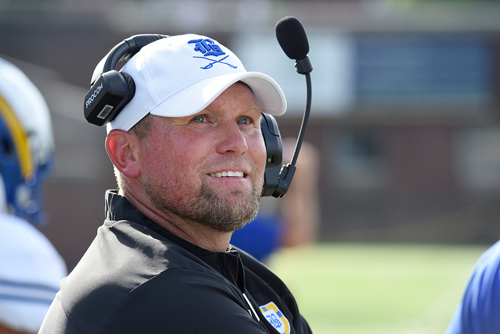 StephenHargis's tweet photo. Jeremy Bosken has stepped down as Boyd Buchanan football coach to “pursue other coaching options”. The Bucs had finished 2-18 the two seasons before his arrival. In his 3 years as HC, Bosken compiled a 15-15 overall record and reached the playoffs each season #bestofpreps https://t.co/3XwsXgzOY7