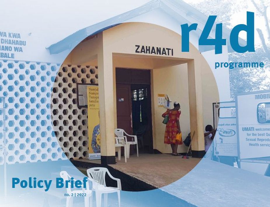 r4d_programme's tweet photo. This new #r4d Policy Brief from the @Hia4Sd project presents evidence from research in 🇹🇿 on the interplay between environmental, social and economic changes that affect health in mining communities.
Read more: https://t.co/z8EHnn8pHY #SDGs #SDG3 https://t.co/8lmqWGx7o7