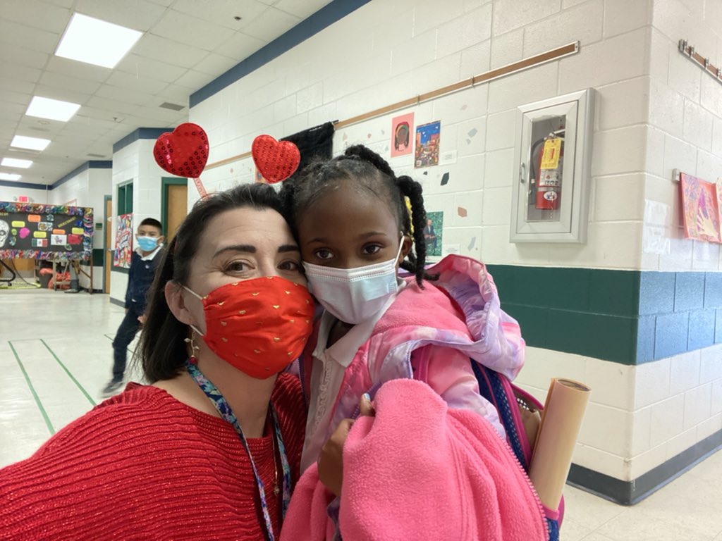 Love all the LOVE on campus for Valentines Day! #WFESisGoodtoGrOw <a href="/WindsorForestES/">Windsor Forest Elementary School</a> <a href="/TchrMommy7/">Renee Anderson</a>