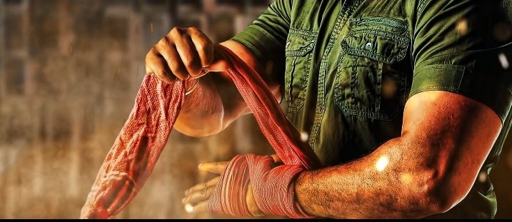 DBossTrends's tweet photo. Are You Guys Ready to Witness The Storm in Social Media Tomorrow⚡🔥

Less Than 16 Hours To Go For Most Awaited #Kranti First Look💥🕺

Be Ready with your Youtube Accounts, Let's not leave any Records💪

#KrantiFirstLook #DBoss @dasadarshan https://t.co/bINgp0SsJx