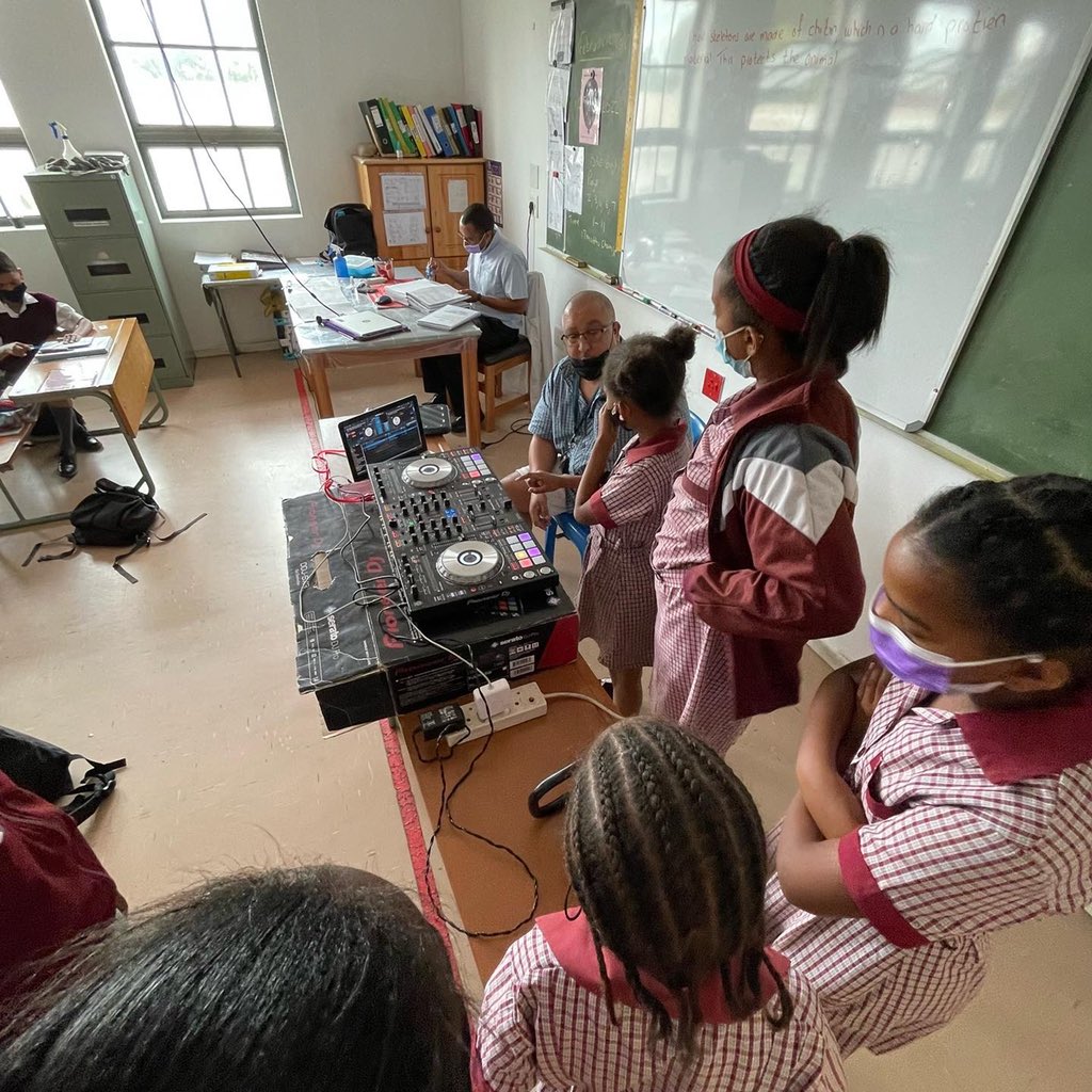 HealtheHoodZA's tweet image. Turn it up… 
#dj #djlife #learntodj #healthehoodproject #changingmindschangesaction