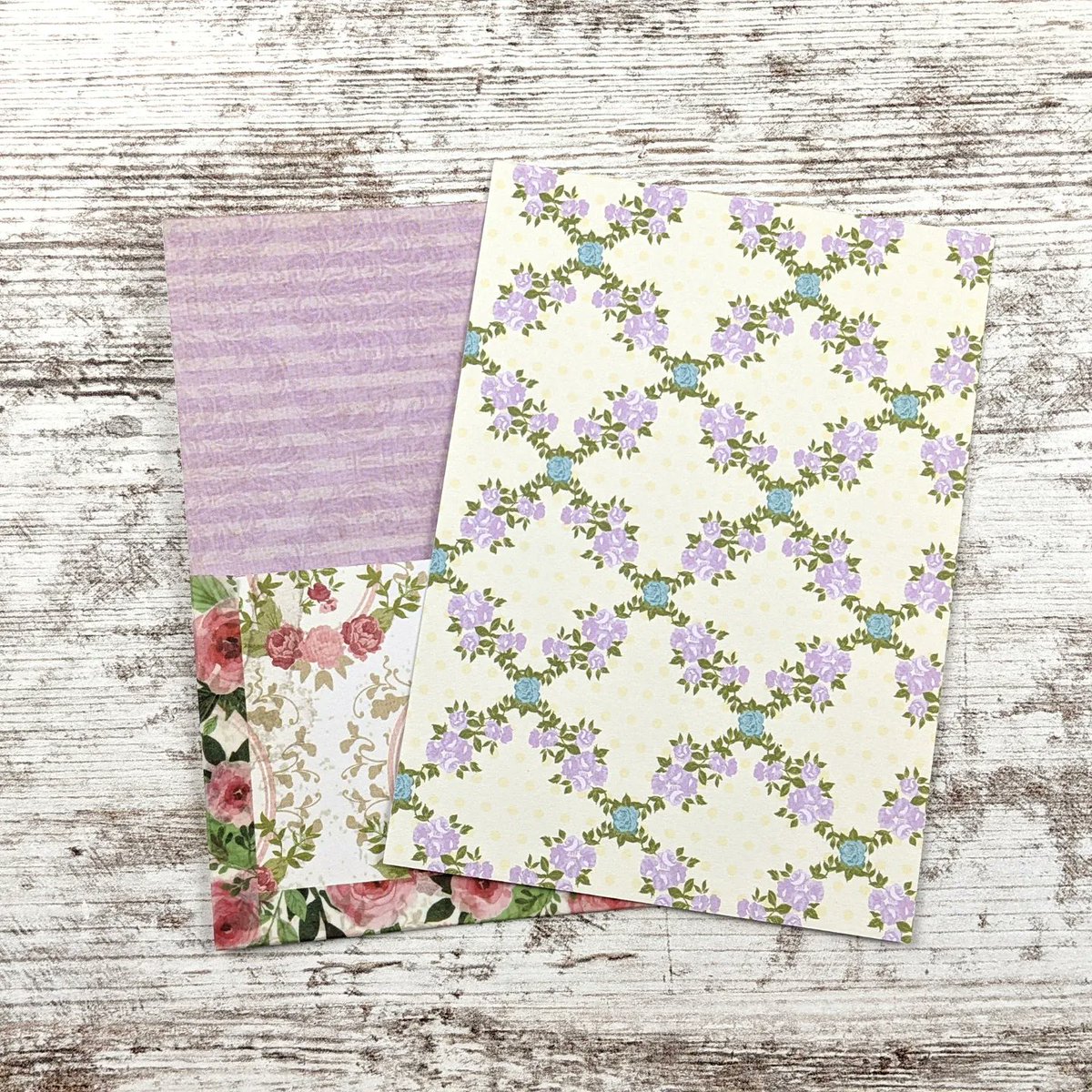 New mini sticker pocket coming to the shop Friday! These florals got me wanting spring to hurry up! 

#spring #plannerstickers #pocket #planner #erincondrenlifeplanner #thehappyplanner #recollectionsplanner #plumpaperplanner #miniplanner #plans #plannercommunity