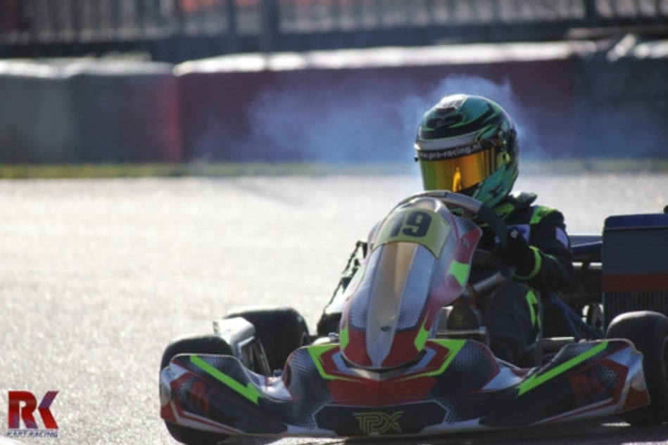 Rob69274252's tweet photo. What a speed and commitment last weekend in Genk!! 🥳🥳🥳

#homeofchampions
#karting #RKkartracing #thejokergokart #landonorris
#mclarenf1 https://t.co/AVa5CEHEII